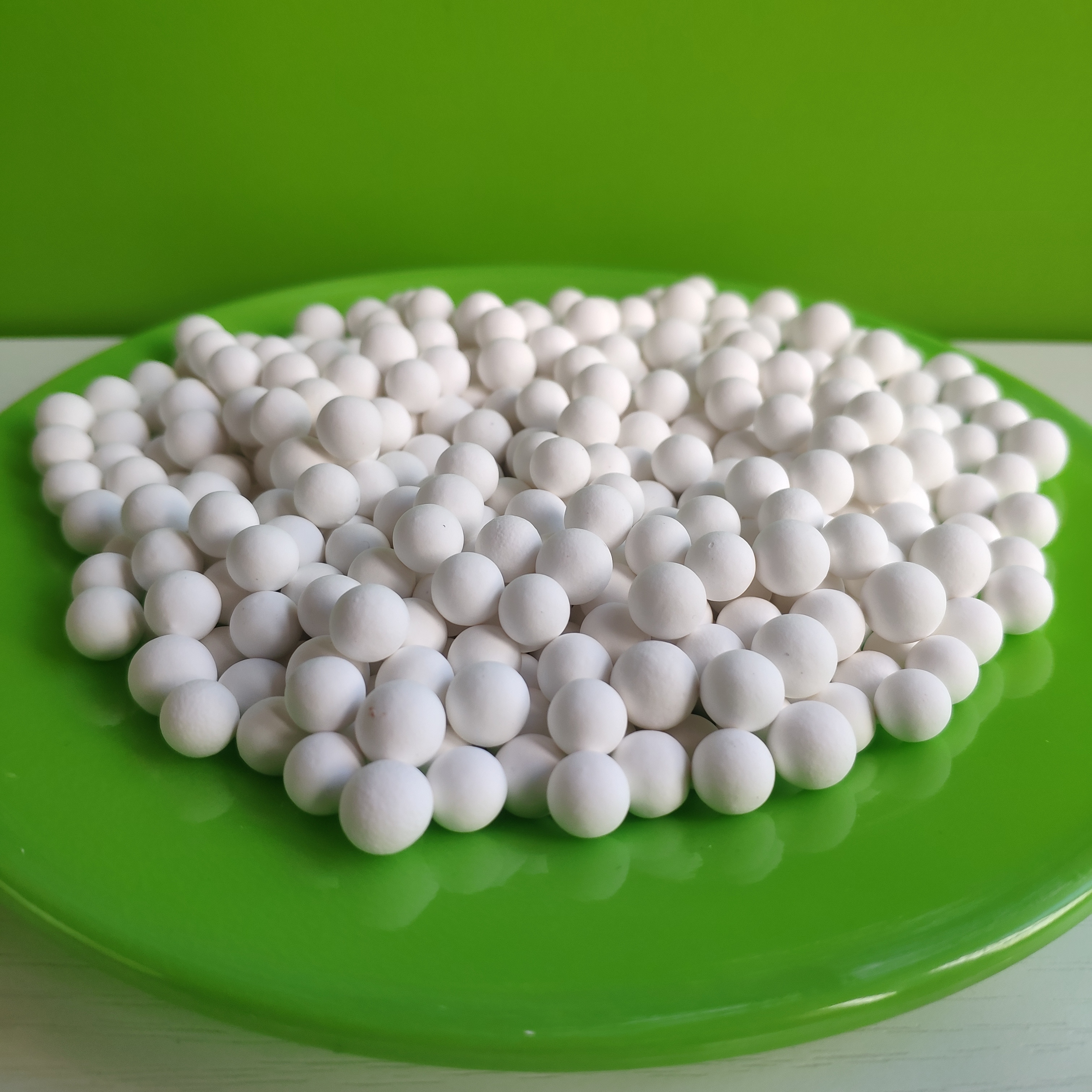 浩淼活性氧化铝球干燥剂 惰性氧化铝球 氧化铝球载体